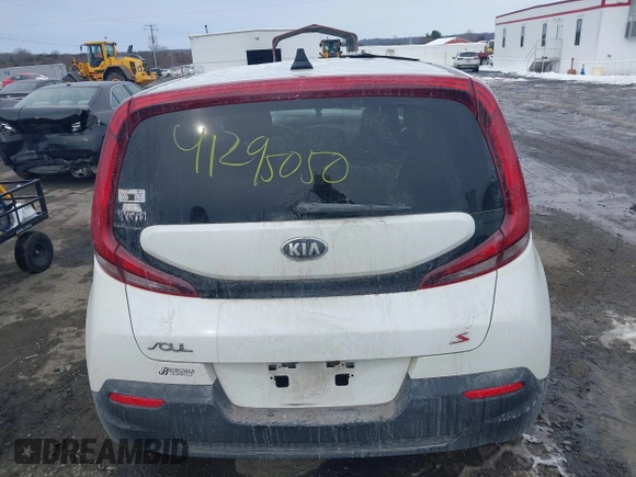 2020 Kia Soul LX with VIN KNDJ23AU5L7054438, listed as a IAAI auction lot 41295050 with 138,549 mi miles. Bid and sale history available at carsss.com. Image 16.