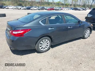 2016 Nissan Altima S z VIN 1N4AL3AP9GN374585, wystawiony jako IAAI lot #42124206 z przebiegiem 86 163 mil mil oraz . Historia ofert i sprzedaży dostępna na DreamBid. Obrazek 4.