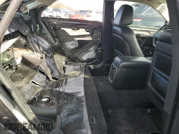2015 Chrysler 300 Limited with VIN 2C3CCARG2FH803363, listed as a Copart auction lot 44330015 with 98,261 mi miles and Salvage Title. Bid and sale history available at carsss.com. Image 10.