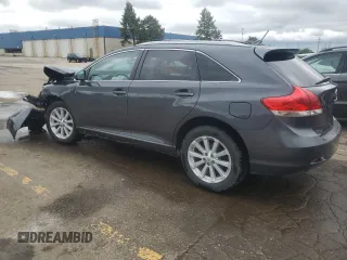 2010 Toyota Venza z VIN 4T3ZA3BB2AU021403, wystawiony jako Copart lot #58087145 z przebiegiem 135 969 mil mil oraz Czysty tytuł • Clean title. Historia ofert i sprzedaży dostępna na DreamBid. Obrazek 2.