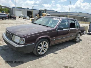 1989 Volvo 760 z VIN YV1GA8748K0068031, wystawiony jako Copart lot #62872354 z przebiegiem 162 923 mil mil oraz Tytuł czysty. Historia ofert i sprzedaży dostępna na DreamBid. Obrazek 1.