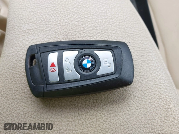 2018 BMW 3 Series 320i xDrive with VIN WBA8E5G52JNU46803, listed as a IAAI auction lot 41869625 with 67,057 mi miles. Bid and sale history available at carsss.com. Image 11.