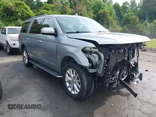 2020 Ford Expedition Max XLT z VIN 1FMJK1JT9LEA68300, wystawiony jako IAAI lot #42275174 z przebiegiem 46 785 mil mil oraz . Historia ofert i sprzedaży dostępna na DreamBid. Obrazek 1.