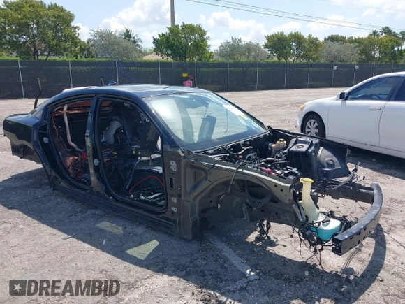 2019 Dodge Charger Scat Pack with VIN 2C3CDXGJ0KH635697, listed as a IAAI auction lot 41924121 with Not Provided miles and . Bid and sale history available at DreamBid. Image 1.