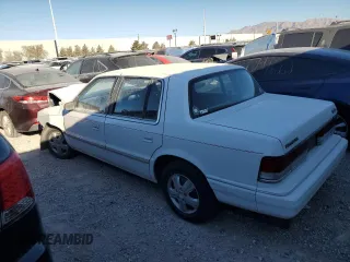1993 Plymouth Acclaim z VIN 3P3XA46K9PT641785, wystawiony jako Copart lot #82825254 z przebiegiem 107 752 mil mil oraz Nie do naprawy. Historia ofert i sprzedaży dostępna na DreamBid. Obrazek 2.