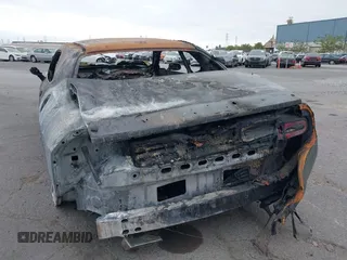 2017 Dodge Challenger R/T Shaker z VIN 2C3CDZBTXHH663987, wystawiony jako IAAI lot #40367339 z przebiegiem Nie podano mil oraz . Historia ofert i sprzedaży dostępna na DreamBid. Obrazek 15.