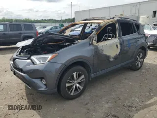 2018 Toyota RAV4 XLE with VIN JTMWFREV2JD125190, listed as a Copart auction lot 60484965 with Not provided miles and Salvage title. Bid and sale history available at DreamBid. Image 1.