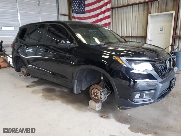 2021 Honda Passport Sport with VIN 5FNYF7H27MB011570, listed as a Copart auction lot 50352064 with 0 mi miles and Clean Title. Bid and sale history available at carsss.com. Image 4.