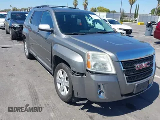 2012 GMC Terrain SLT-1 z VIN 2GKALUEK1C6332624, wystawiony jako IAAI lot #42625367 z przebiegiem 163 666 mil mil oraz . Historia ofert i sprzedaży dostępna na DreamBid. Obrazek 1.