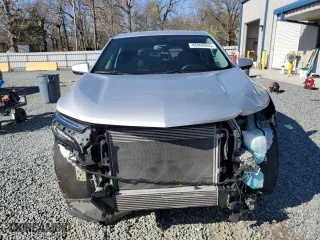 2022 Chevrolet Equinox LT with VIN 3GNAXKEV0NL257659, listed as a Copart auction lot 48996045 with 20,921 mi miles and Salvage Title. Bid and sale history available at carsss.com. Image 5.