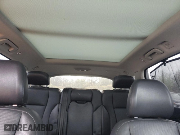 2017 Audi Q7 Premium Plus with VIN WA1LAAF75HD032610, listed as a Copart auction lot 55628665 with 47,523 mi miles and Salvage Title. Bid and sale history available at DreamBid. Image 10.