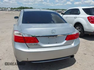 2015 Honda Accord EX-L with VIN 1HGCR2F86FA071607, listed as a IAAI auction lot 42581649 with 206,200 mi miles and . Bid and sale history available at DreamBid. Image 16.