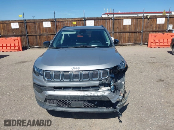 2022 Jeep Compass Latitude with VIN 3C4NJDBB0NT230866, listed as a IAAI auction lot 41979792 with 53,146 mi miles and . Bid and sale history available at DreamBid. Image 12.