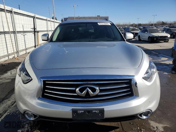 2016 Infiniti QX70 with VIN JN8CS1MW5GM750058, listed as a Copart auction lot 47272935 with 82,155 mi miles and Salvage Title. Bid and sale history available at DreamBid. Image 5.