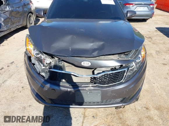 2011 Kia Optima SX z VIN KNAGR4A60B5126988, wystawiony jako IAAI lot #42313244 z przebiegiem 152 661 mil mil oraz . Historia ofert i sprzedaży dostępna na DreamBid. Obrazek 6.