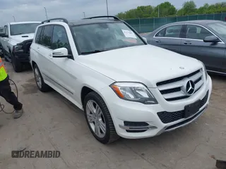 2015 Mercedes-Benz GLK 350 с VIN WDCGG8JB3FG337703, выставлен на аукционе IAAI как лот 42375881 с пробегом 104 560 миль миль и . История ставок и продаж доступна на DreamBid. Изображение 1.