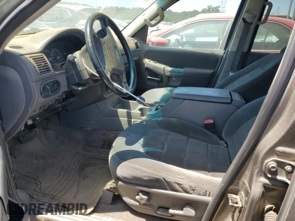 2002 Ford Explorer XLT с VIN 1FMZU73EX2ZC56278, выставлен на аукционе Copart как лот 59404155 с пробегом 237 552 миль миль и Списание • Salvage title. История ставок и продаж доступна на DreamBid. Изображение 7.