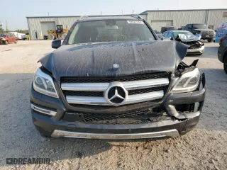 2016 Mercedes-Benz GL with VIN 4JGDF6EE8GA708939, listed as a Copart auction lot 69827644 with 171,294 mi miles and Salvage Title. Bid and sale history available at carsss.com. Image 5.