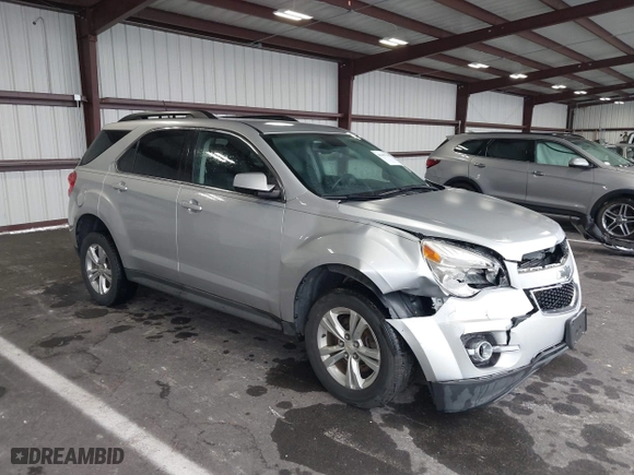 2013 Chevrolet Equinox LT with VIN 2GNFLPE32D6160883, listed as a IAAI auction lot 40447930 with 141,131 mi miles. Bid and sale history available at carsss.com. Image 1.