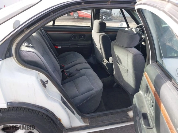 1999 Oldsmobile 88 LS with VIN 1G3HN52K0X4837561, listed as a IAAI auction lot 41414590 with NaN miles. Bid and sale history available at carsss.com. Image 8.