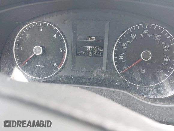 2014 Volkswagen Jetta TDI w/Premium/Nav with VIN 3VWLL7AJ4EM430524, listed as a IAAI auction lot 42268673 with 137,721 mi miles and . Bid and sale history available at DreamBid. Image 7.