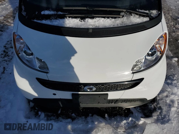 2015 Smart fortwo Passion z VIN WMEEJ3BA8FK797266, wystawiony jako Copart lot #44854795 z przebiegiem 18 581 mil mil oraz Czysty tytuł • Clean title. Historia ofert i sprzedaży dostępna na DreamBid. Obrazek 11.