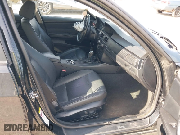 2008 BMW 3 Series 328xi with VIN WBAVC93548K045013, listed as a IAAI auction lot 42183945 with 118,454 mi miles and . Bid and sale history available at DreamBid. Image 5.