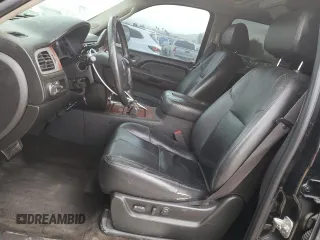 2008 Chevrolet Avalanche LS z VIN 3GNEC12008G248523, wystawiony jako Copart lot #87402164 z przebiegiem 204 516 mil mil oraz Szkoda całkowita • Salvage title. Historia ofert i sprzedaży dostępna na DreamBid. Obrazek 7.