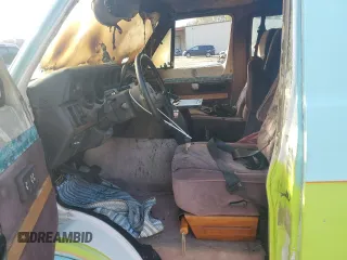 1993 Dodge Cargo with VIN 2B6HB21X5PK528473, listed as a Copart auction lot 43371745 with Not Provided miles and Salvage Title. Bid and sale history available at carsss.com. Image 7.