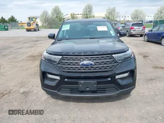 2022 Ford Explorer XLT с VIN 1FMSK8DH4NGC33861, выставлен на аукционе IAAI как лот 42135207 с пробегом 50 106 миль миль и . История ставок и продаж доступна на DreamBid. Изображение 12.