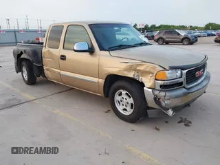 2001 GMC Sierra 1500 SLE z VIN 2GTEC19V911186628, wystawiony jako IAAI lot #42038746 z przebiegiem 173 053 mil mil oraz . Historia ofert i sprzedaży dostępna na DreamBid. Obrazek 1.