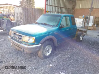 1997 Ford Ranger XLT with VIN 1FTDR15X1VTA79445, listed as a IAAI auction lot 40827592 with 209,896 mi miles. Bid and sale history available at carsss.com. Image 2.