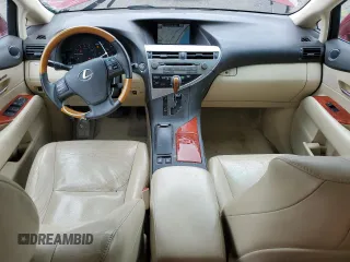2010 Lexus RX 350 z VIN 2T2BK1BA2AC010112, wystawiony jako Copart lot #57360235 z przebiegiem 196 634 mil mil oraz Szkoda całkowita • Salvage title. Historia ofert i sprzedaży dostępna na DreamBid. Obrazek 8.