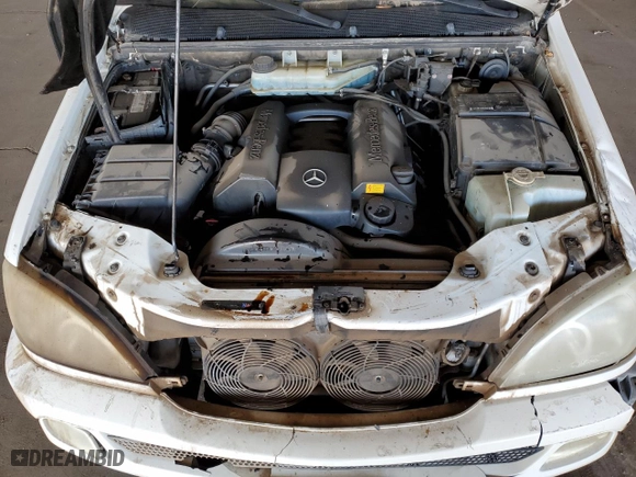 2003 Mercedes-Benz M-Class 3.7L with VIN 4JGAB57E53A427004, listed as a Copart auction lot 46951995 with 211,617 mi miles and Salvage Title. Bid and sale history available at carsss.com. Image 13.