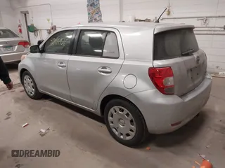 2008 Scion xD with VIN JTKKU10408J021578, listed as a IAAI auction lot 42034926 with 174,656 mi miles. Bid and sale history available at carsss.com. Image 3.