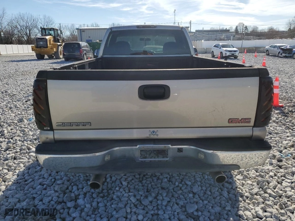1999 GMC New Sierra 1500 SLE with VIN 1GTEC14W3XE516349, listed as a Copart auction lot 39172684 with 105,811 mi miles and Salvage Title. Bid and sale history available at carsss.com. Image 6.