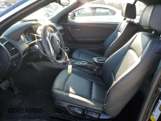 2013 BMW 1 Series 128i z VIN WBAUN1C52DVR01683, wystawiony jako Copart lot #88423465 z przebiegiem 111 157 mil mil oraz Szkoda całkowita • Salvage title. Historia ofert i sprzedaży dostępna na DreamBid. Obrazek 7.