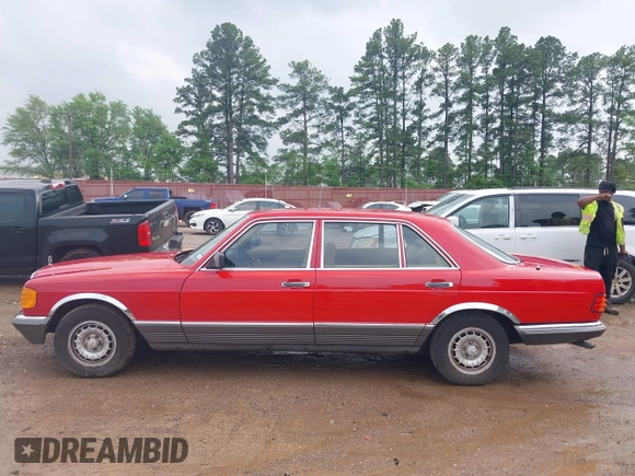 1985 Mercedes-Benz 300 with VIN WDB1260231A167225, listed as a IAAI auction lot 41955501 with 116,143 mi miles and . Bid and sale history available at DreamBid. Image 14.