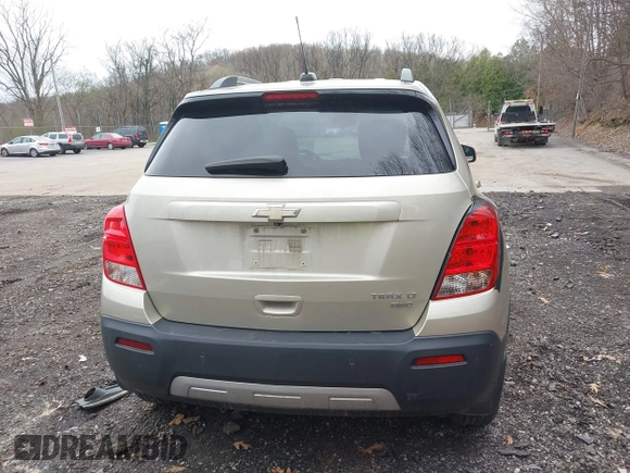 2016 Chevrolet Trax LT with VIN 3GNCJPSB1GL214016, listed as a IAAI auction lot 41971482 with 111,744 mi miles. Bid and sale history available at carsss.com. Image 16.