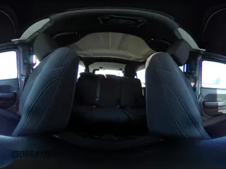 2019 Jeep Wrangler Unlimited Sport S с VIN 1C4HJXDNXKW521175, выставлен на аукционе IAAI как лот 41902053 с пробегом 56 184 миль миль и . История ставок и продаж доступна на DreamBid. Изображение 17.