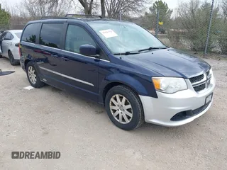 2013 Chrysler Town & Country Touring with VIN 2C4RC1BG2DR598182, listed as a IAAI auction lot 42026752 with 228,792 mi miles. Bid and sale history available at carsss.com. Image 1.