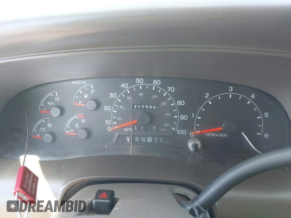2000 Ford Excursion XLT с VIN 1FMNU41S3YED20490, выставлен на аукционе IAAI как лот 42739350 с пробегом 217 596 миль миль и . История ставок и продаж доступна на DreamBid. Изображение 7.