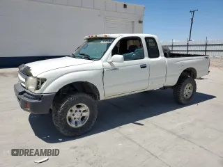 1998 Toyota Tacoma z VIN 4TAWN72N4WZ062305, wystawiony jako Copart lot #60484765 z przebiegiem 188 150 mil mil oraz Czysty tytuł • Clean title. Historia ofert i sprzedaży dostępna na DreamBid. Obrazek 1.
