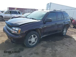 2008 Chevrolet TrailBlazer LT w/3LT with VIN 1GNDT13S482206280, listed as a IAAI auction lot 41686917 with 121,152 mi miles. Bid and sale history available at carsss.com. Image 2.