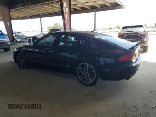 2015 Audi A7 Prestige with VIN WAU2GAFC8FN034725, listed as a Copart auction lot 62319995 with 86,477 mi miles and Salvage title. Bid and sale history available at DreamBid. Image 2.