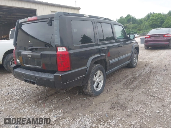 2008 Jeep Commander Sport с VIN 1J8HG48N98C230595, выставлен на аукционе IAAI как лот 42469368 с пробегом 194 173 миль миль и . История ставок и продаж доступна на DreamBid. Изображение 4.