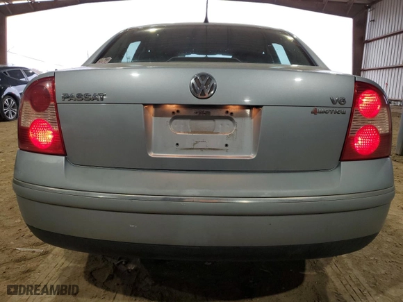 2003 Volkswagen Passat GLX with VIN WVWTH63BX3P110684, listed as a Copart auction lot 86474724 with 225,717 mi miles and Salvage Title. Bid and sale history available at carsss.com. Image 6.