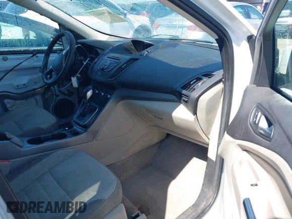 2013 Ford Escape SE with VIN 1FMCU9GX1DUD71994, listed as a IAAI auction lot 41748412 with 155,239 mi miles. Bid and sale history available at carsss.com. Image 5.