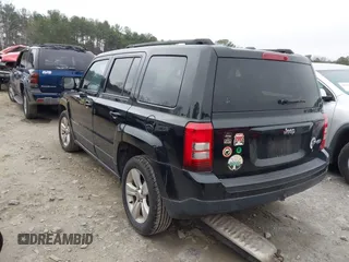 2017 Jeep Patriot Latitude with VIN 1C4NJPFB0HD183103, listed as a IAAI auction lot 41542578 with 131,876 mi miles and . Bid and sale history available at DreamBid. Image 3.