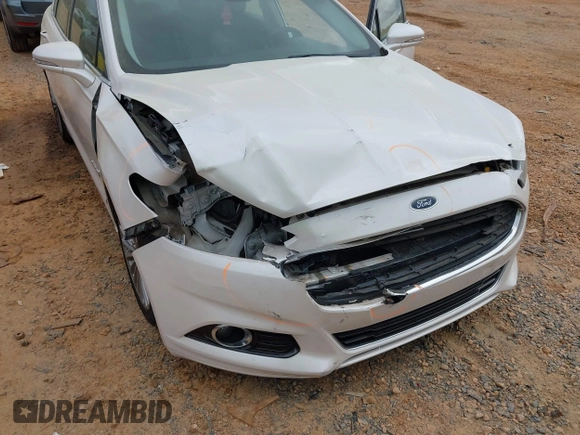2013 Ford Fusion Titanium Hybrid with VIN 3FA6P0RU2DR308696, listed as a IAAI auction lot 41914944 with 133,710 mi miles. Bid and sale history available at carsss.com. Image 6.
